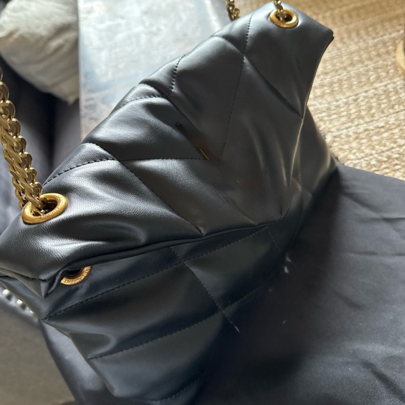 Handbags - Elegant Black Quilted Shoulder Bag